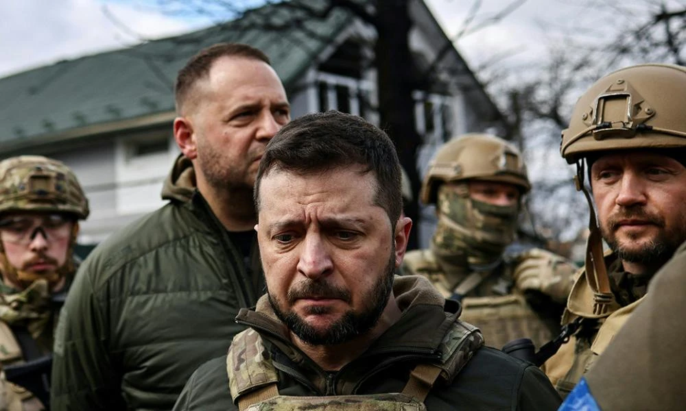 EKTAKTO-Ουκρανικό πλήγμα και πυρκαγιά σε ρωσική μονάδα στο Κούρσκ-Σίρσκι σε Ζελένσκυ: Δεν στέλνω σε σφαγή τους άντρες μου